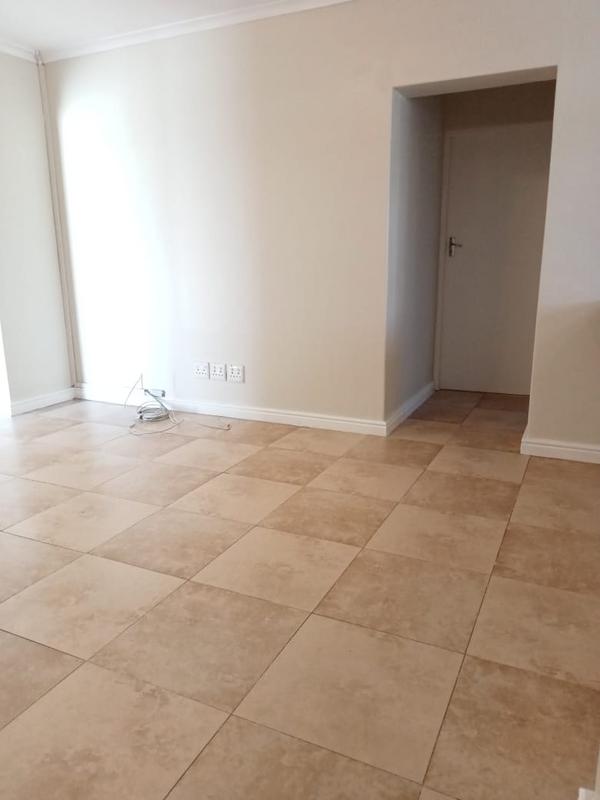 To Let 3 Bedroom Property for Rent in Brooklyn Western Cape